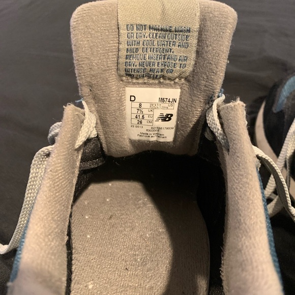 Blue and gray New Balance sneakers - Picture 6 of 7